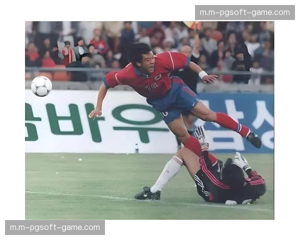 李刚仁伤愈复出参与合练，巴黎中场世界杯前状态回升