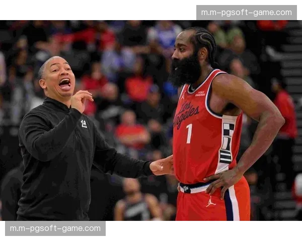 鹈鹕下半场进攻突然哑火 无法应对快船外线三分雨